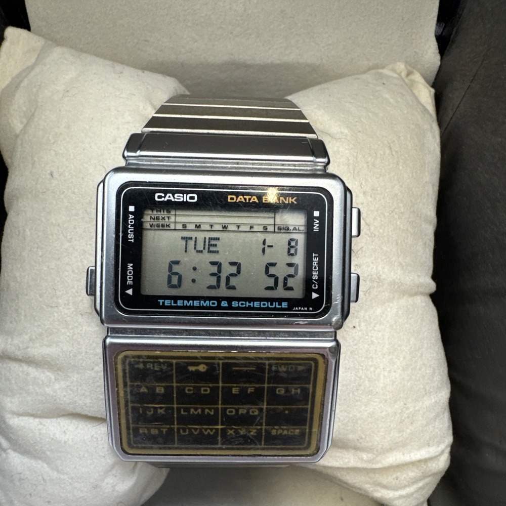 Casio DBC-600 Vintage 1980s Databank Calculator Watch New Battery Japan
